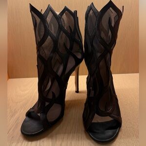 Gianvito Rossi Inferno Black Mesh Bootie sandals size 38